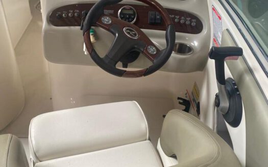 SEA RAY 240 SUNDECK