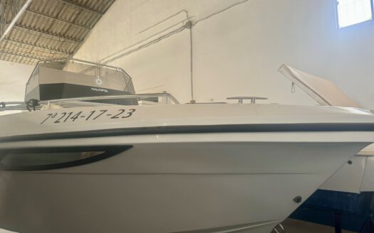 BARCO NAUTIPOL 630 SUNDECK