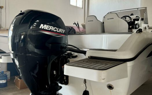 BARCO NAUTIPOL 630 SUNDECK