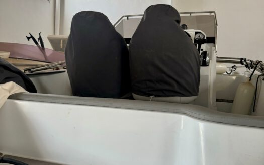 BARCO NAUTIPOL 630 SUNDECK